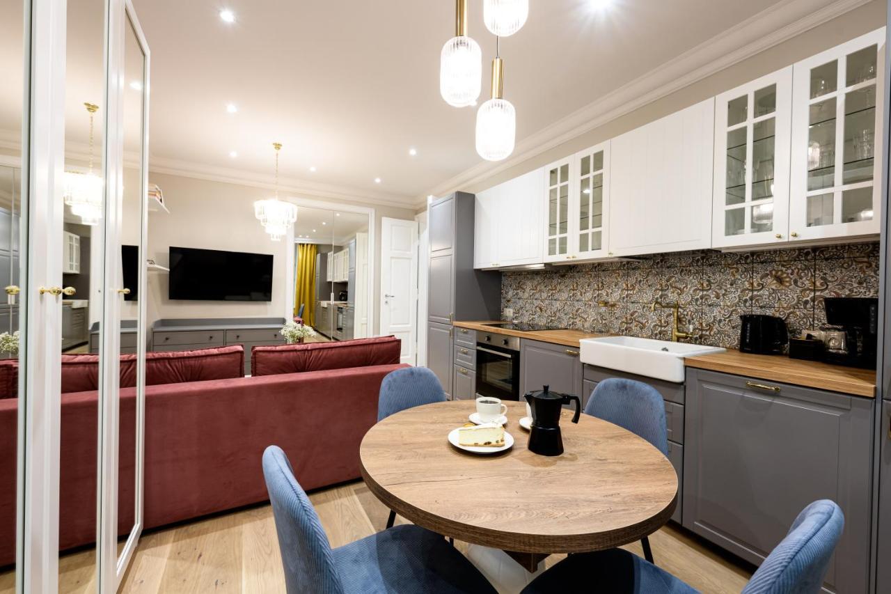 Native Apartments Nowowiejska 9 Krakow Ngoại thất bức ảnh