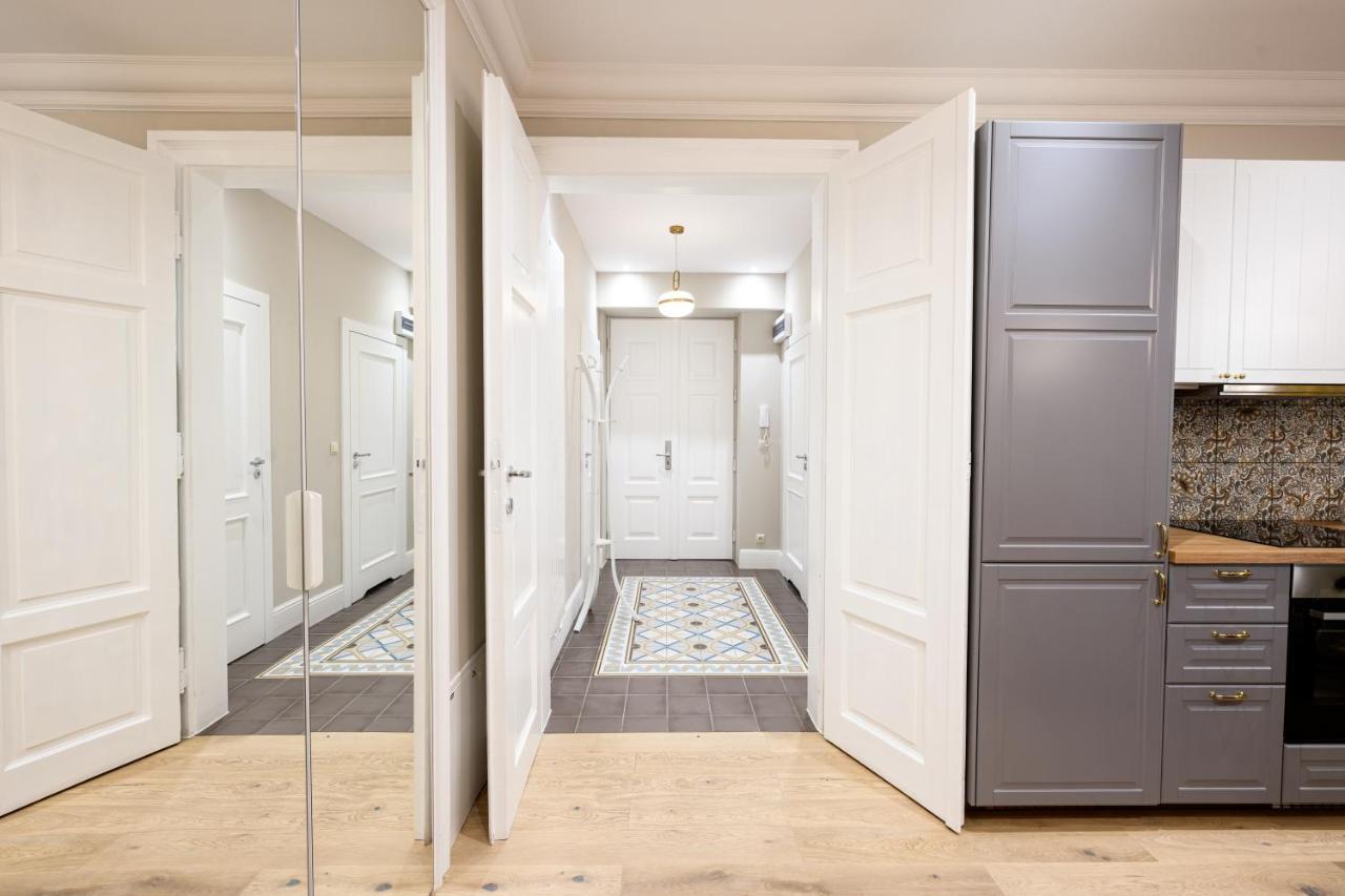 Native Apartments Nowowiejska 9 Krakow Ngoại thất bức ảnh